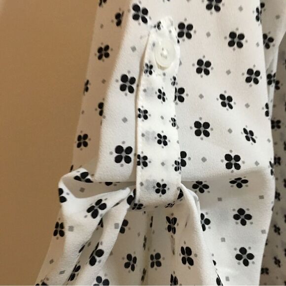 Croft & Barrow Silky like Top - Picture 6 of 8